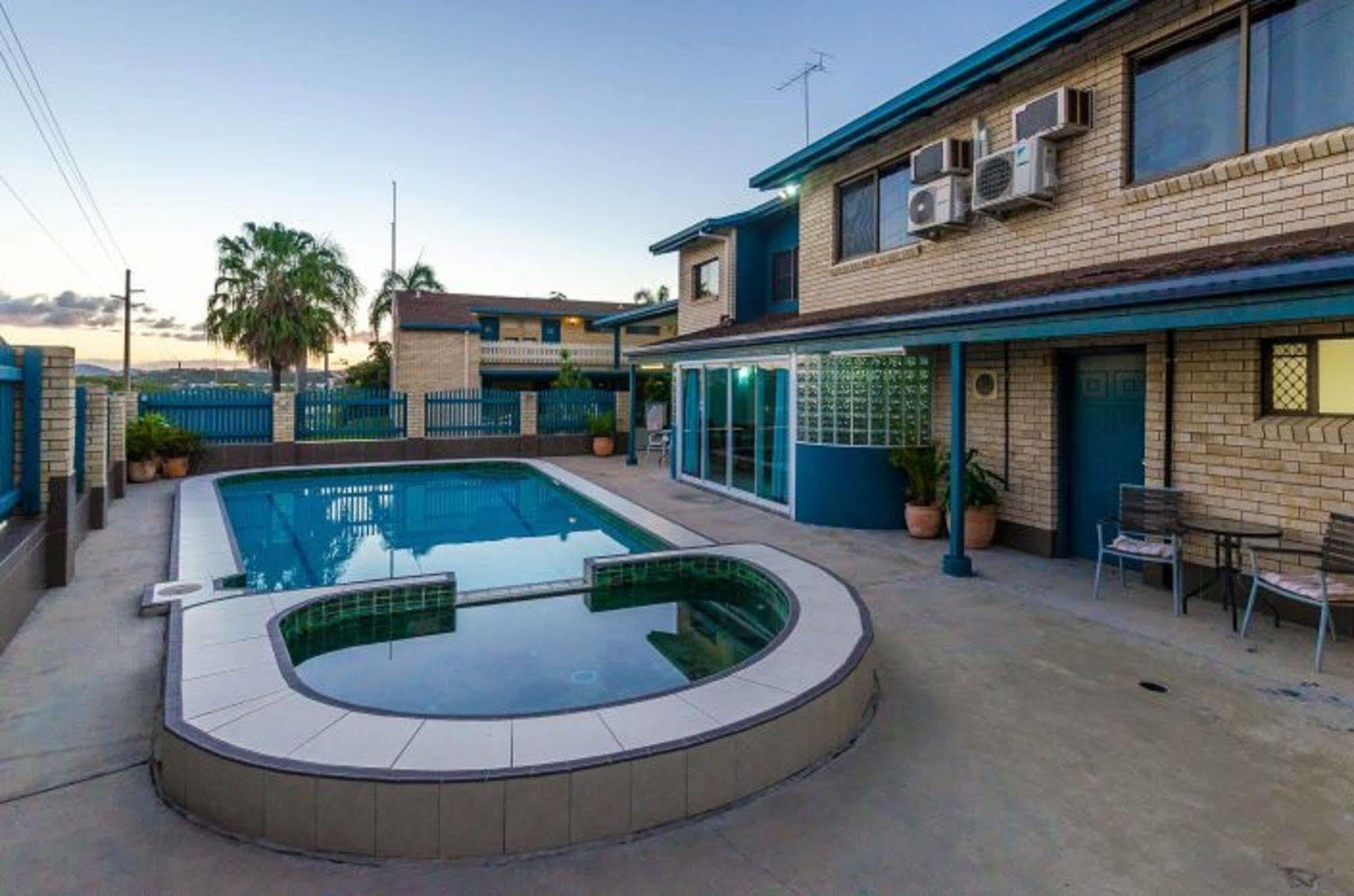 Gladstone Palms Motor Inn Eksteriør billede